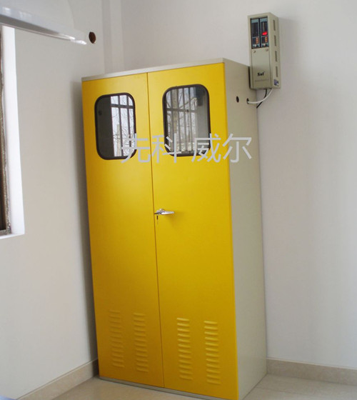 全鋼氣瓶柜(帶報(bào)警裝置)TH-01